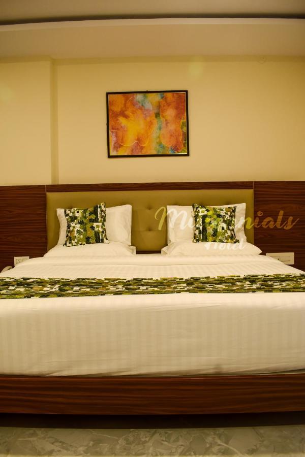 Millennials Hotel Anekal Esterno foto