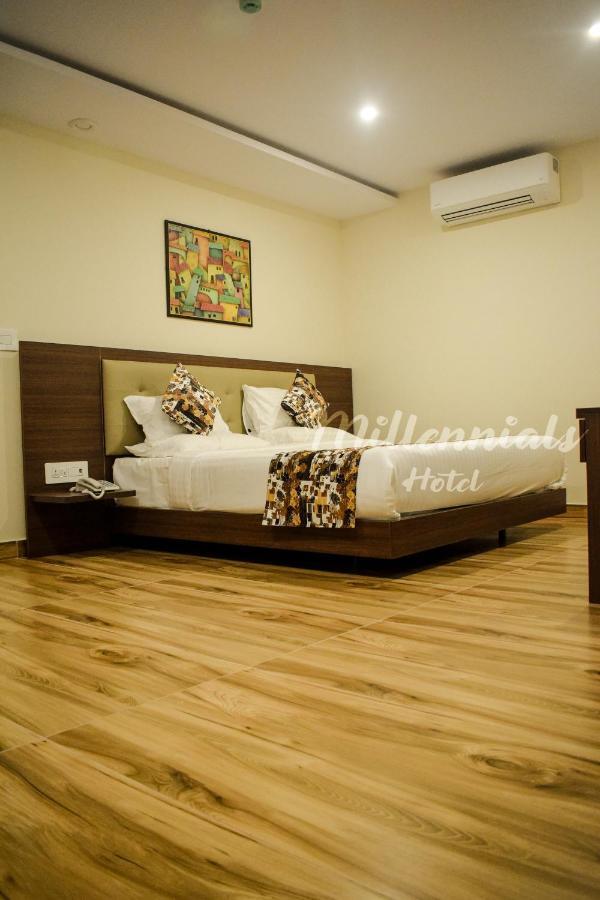 Millennials Hotel Anekal Esterno foto