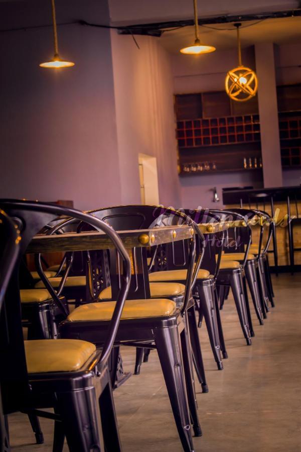 Millennials Hotel Anekal Esterno foto